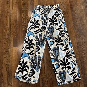 Ladies Casual wide keg breezy flowy pants